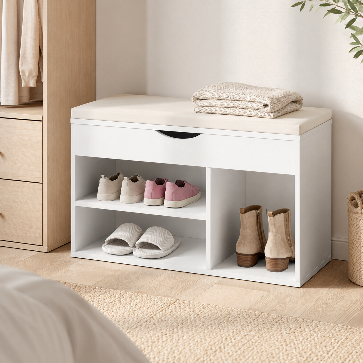 Shoe Storage Bench – Padded Seat & Hidden Compartment, White, 80×47cm